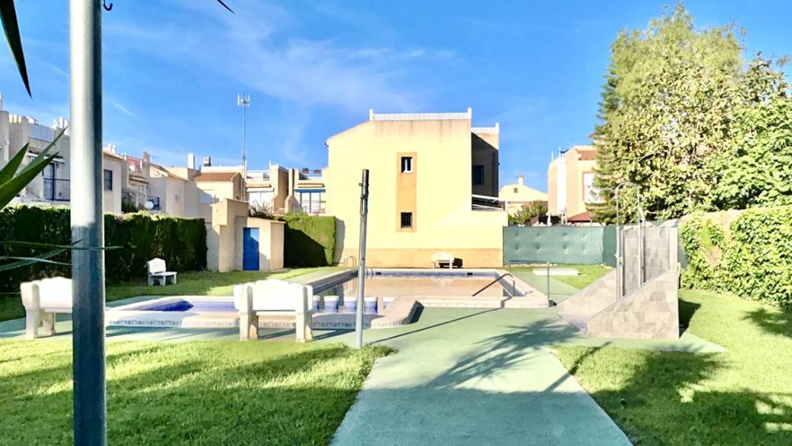 Venta - Apartment - Torrevieja - Torrevieja Centro