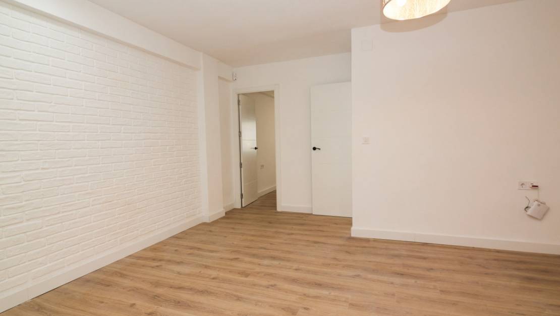Venta - Apartment - Torrevieja - Torrevieja Centro