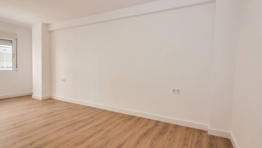 Venta - Apartment - Torrevieja - Torrevieja Centro