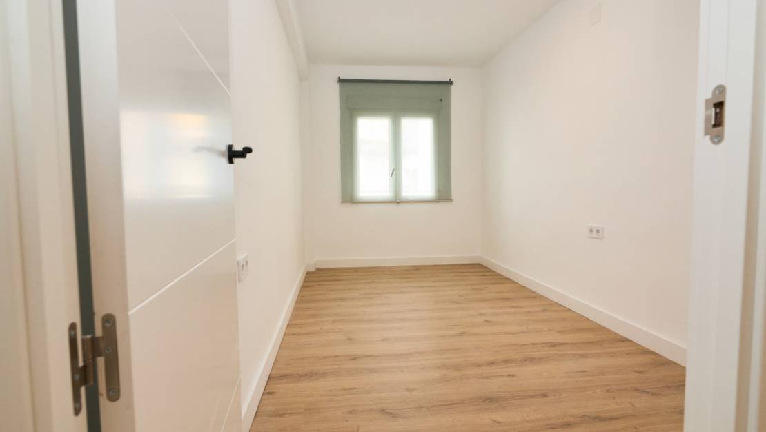 Venta - Apartment - Torrevieja - Torrevieja Centro