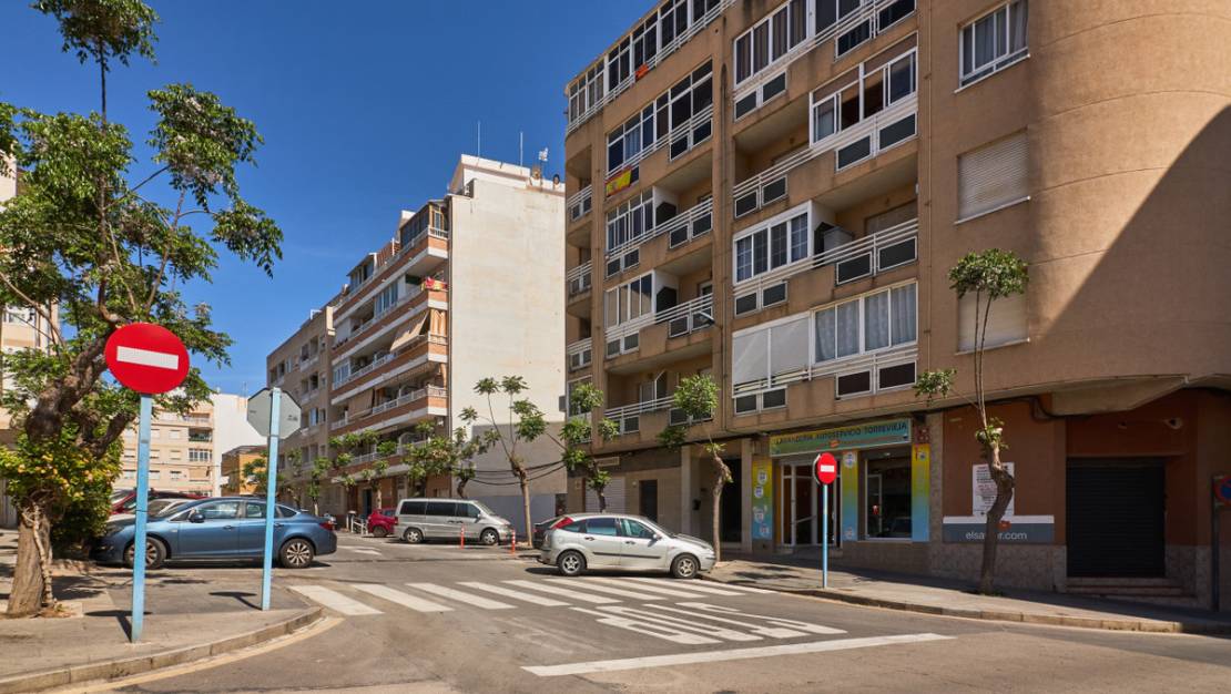 Venta - Apartment - Torrevieja - Torrevieja Centro