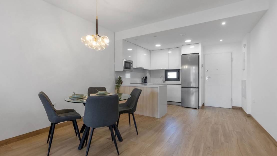Venta - Apartment - Torrevieja - Torrevieja Centro