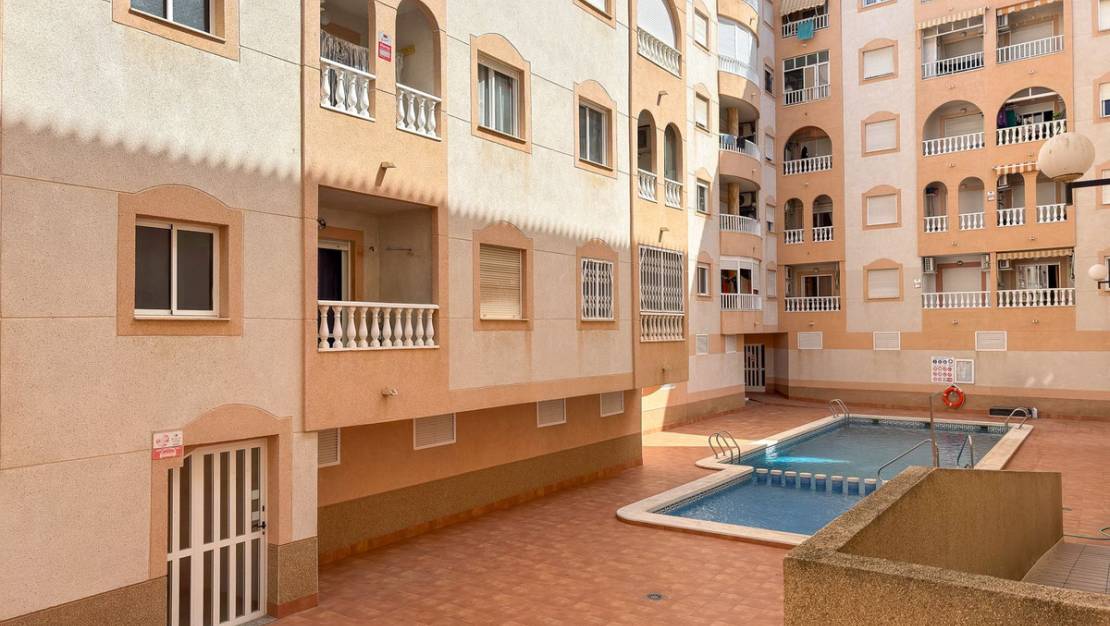 Venta - Apartment - Torrevieja - Torrevieja Centro