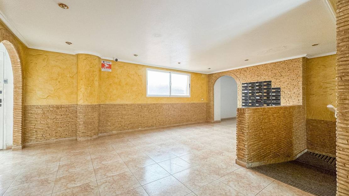 Venta - Apartment - Torrevieja - Torrevieja Centro