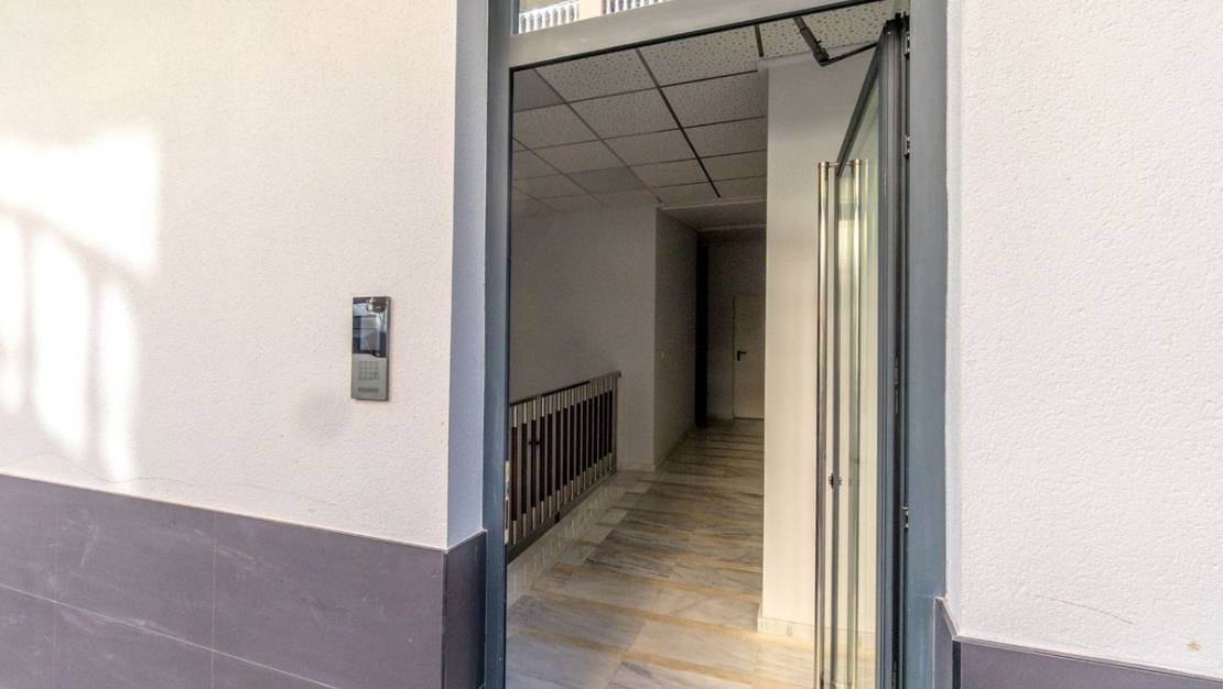 Venta - Apartment - Torrevieja - Torrevieja Centro