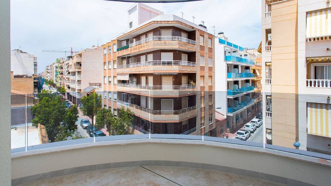 Venta - Apartment - Torrevieja - Torrevieja Centro