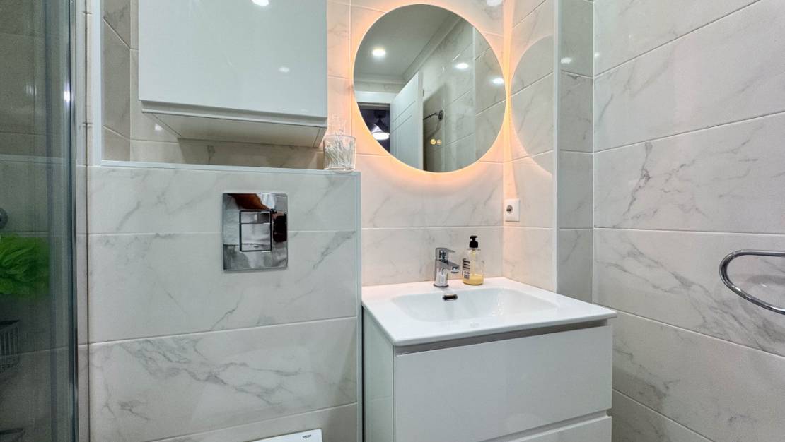 Venta - Apartment - Torrevieja - Torrevieja Centro