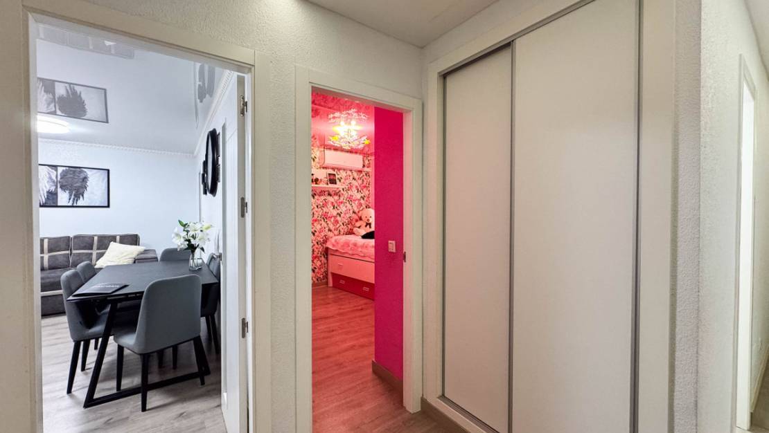 Venta - Apartment - Torrevieja - Torrevieja Centro