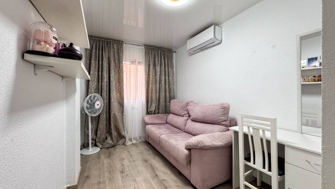 Venta - Apartment - Torrevieja - Torrevieja Centro