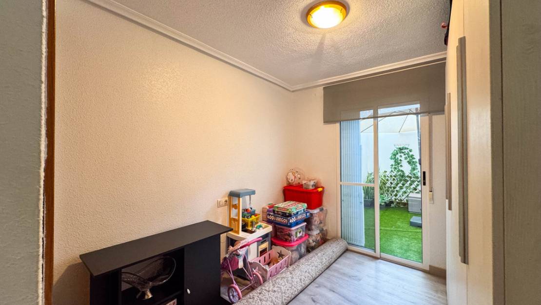 Venta - Apartment - Torrevieja - Torrevieja Centro