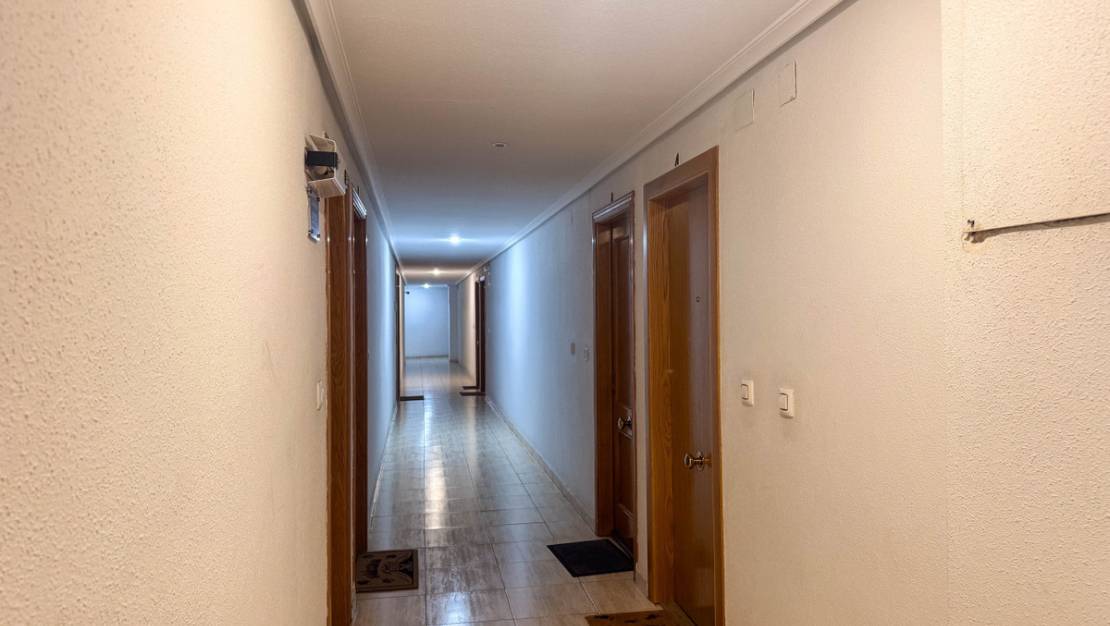 Venta - Apartment - Torrevieja - Torrevieja Centro