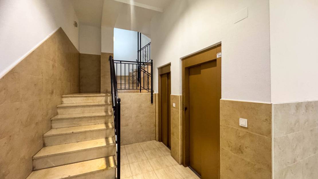 Venta - Apartment - Torrevieja - Torrevieja Centro