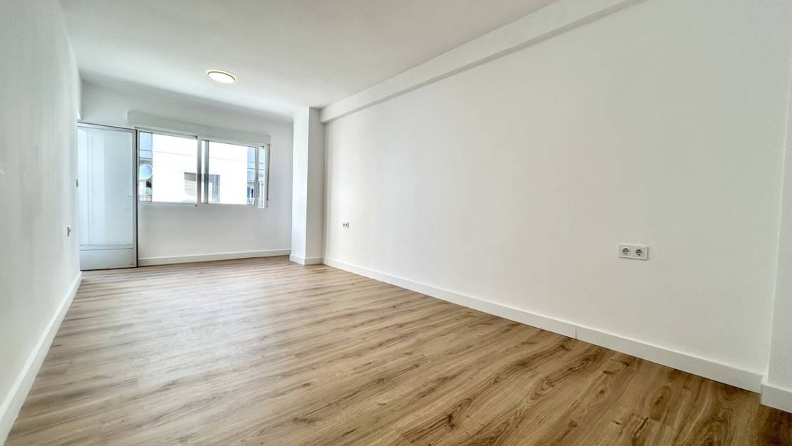 Venta - Apartment - Torrevieja - Torrevieja Centro