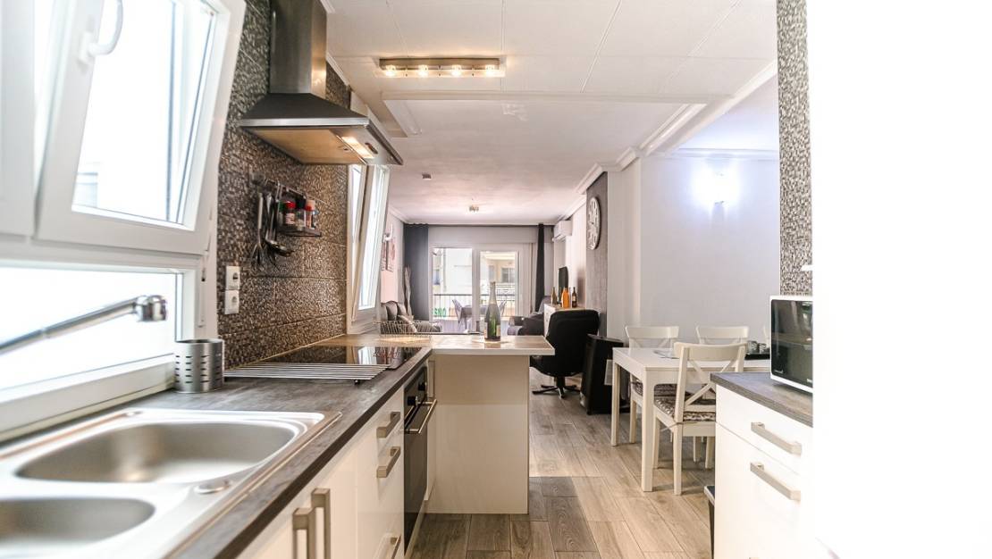 Venta - Apartment - Torrevieja - Torrevieja Centro
