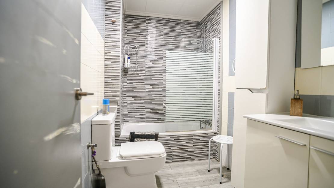 Venta - Apartment - Torrevieja - Torrevieja Centro
