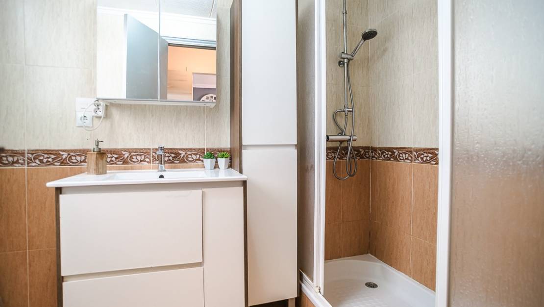 Venta - Apartment - Torrevieja - Torrevieja Centro