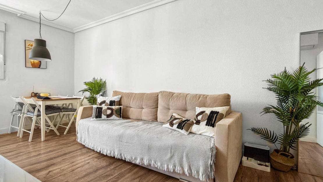 Venta - Apartment - Torrevieja - Torrevieja Centro