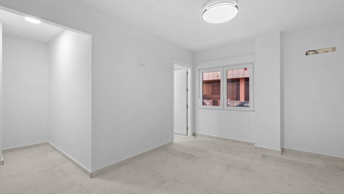 Venta - Apartment - Torrevieja - Torrevieja Centro