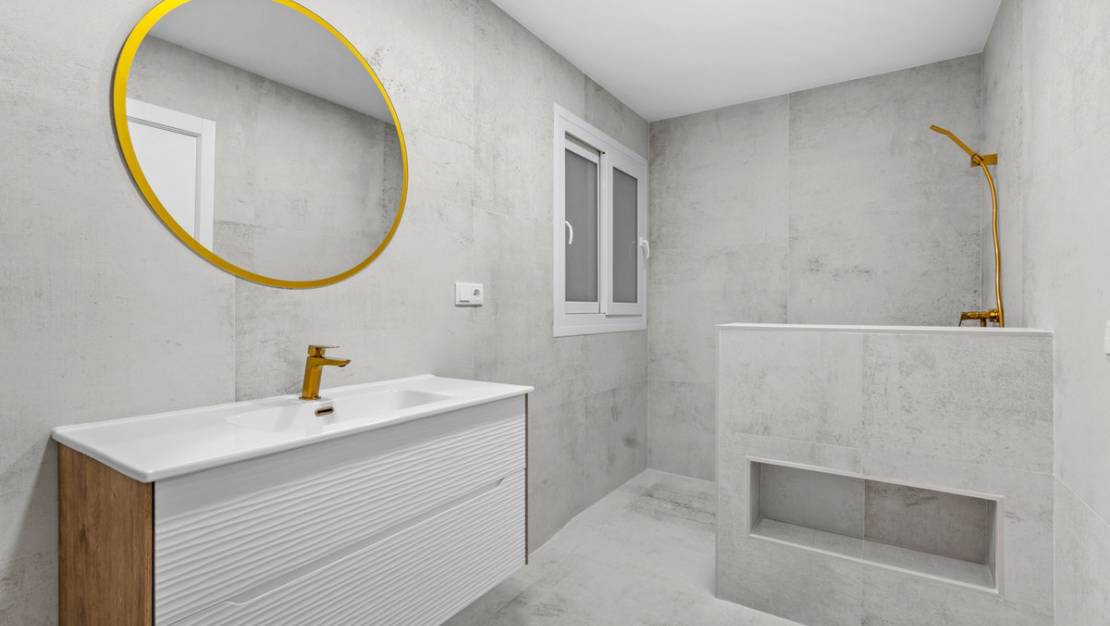 Venta - Apartment - Torrevieja - Torrevieja Centro