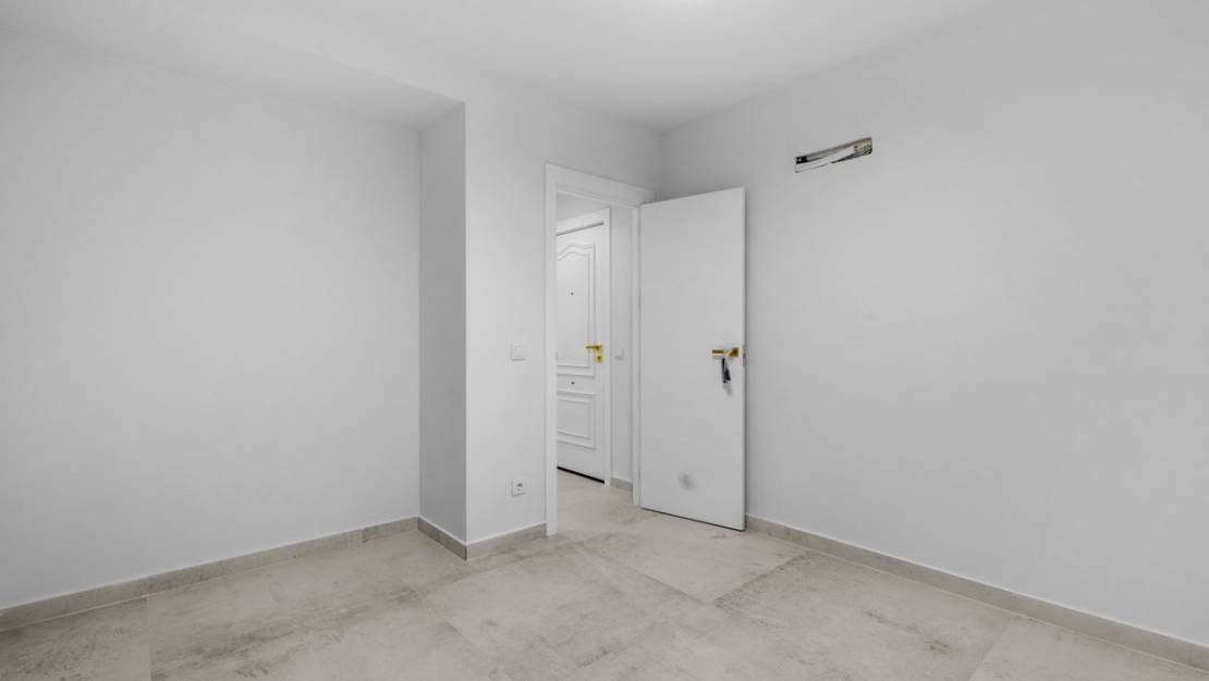 Venta - Apartment - Torrevieja - Torrevieja Centro