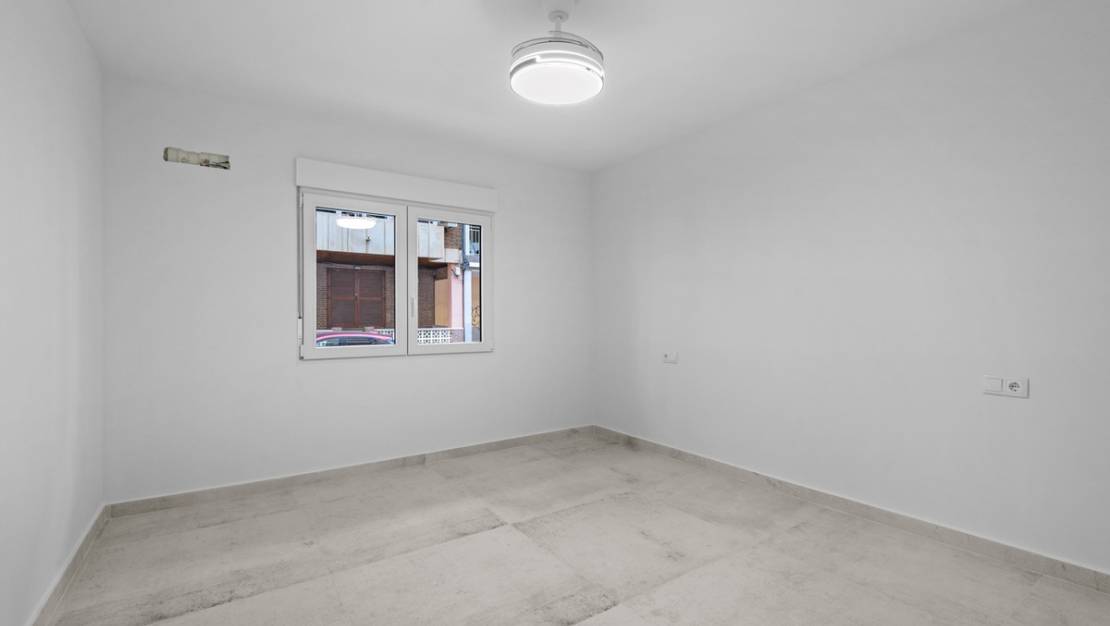 Venta - Apartment - Torrevieja - Torrevieja Centro