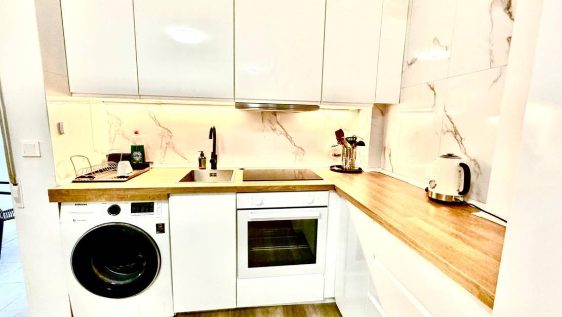 Venta - Apartment - Torrevieja - Torrevieja Centro
