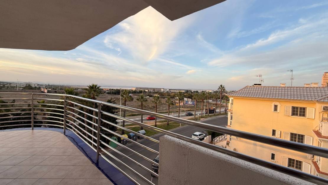 Venta - Apartment - Torrevieja - Torrevieja Centro