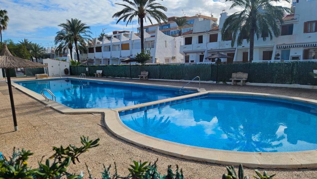 Venta - Apartment - Torrevieja - Torrevieja Centro