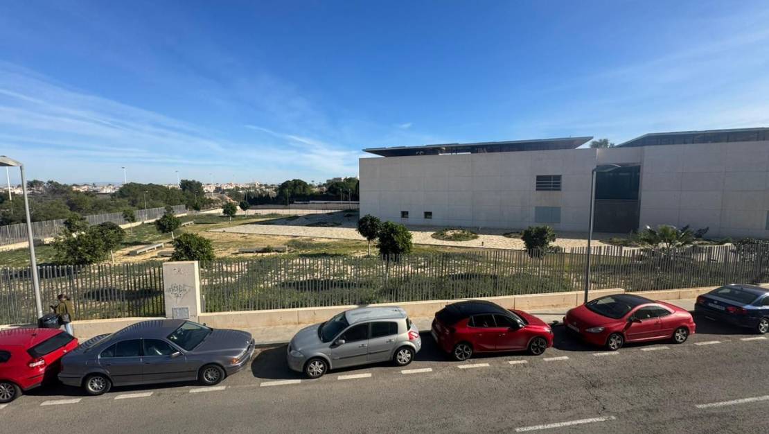 Venta - Apartment - Torrevieja - Torrevieja Centro