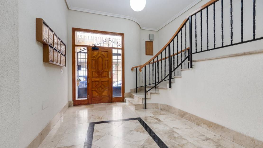 Venta - Apartment - Torrevieja - Torrevieja Centro