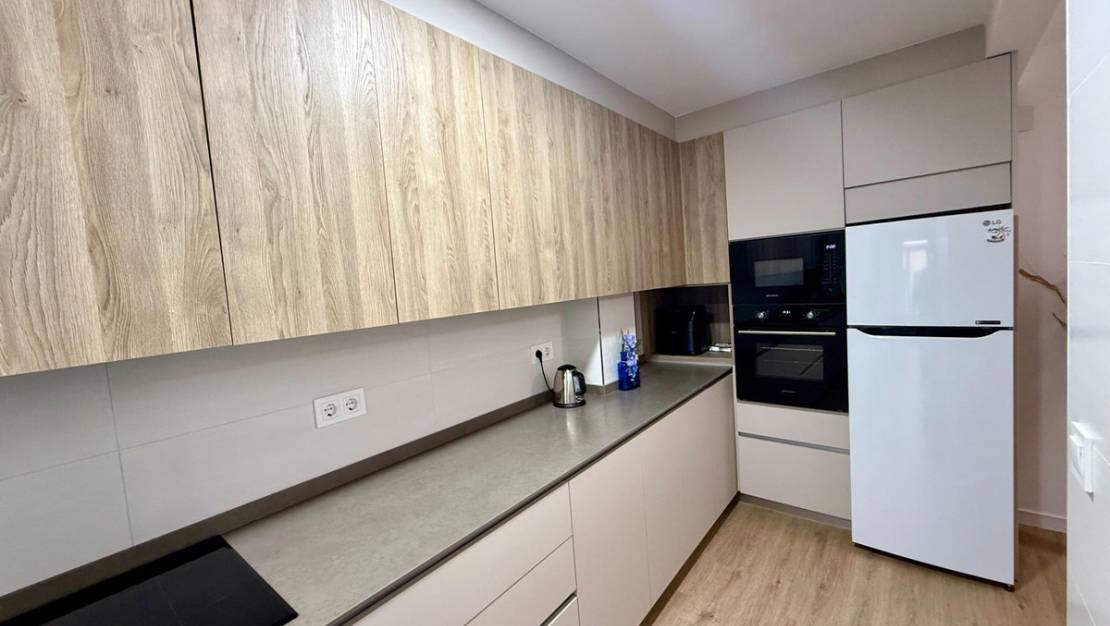 Venta - Apartment - Torrevieja - Torrevieja Centro