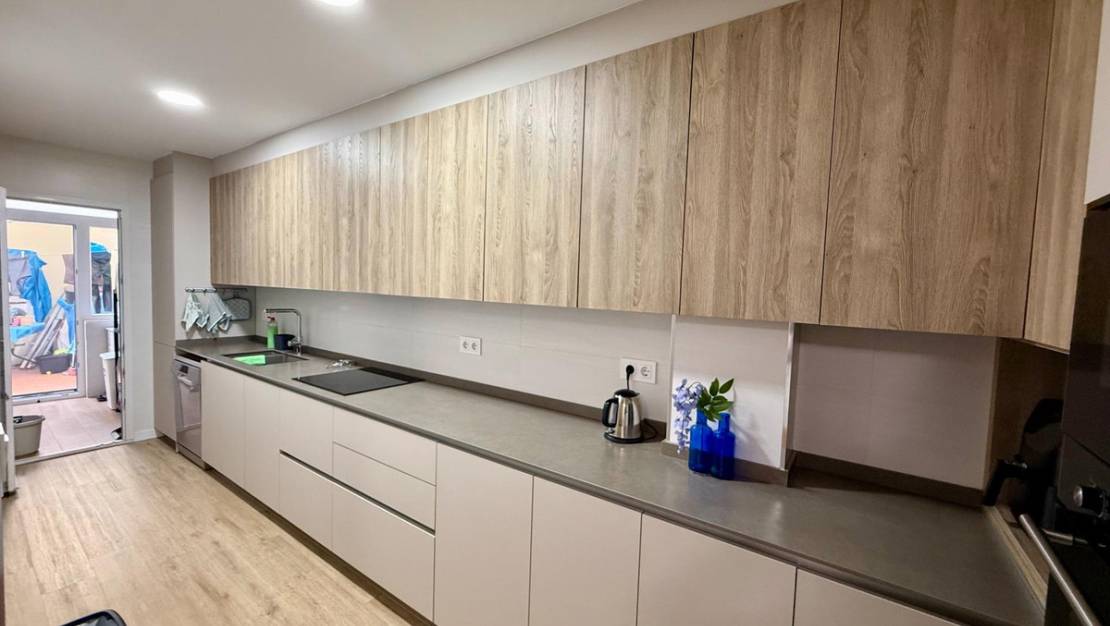Venta - Apartment - Torrevieja - Torrevieja Centro