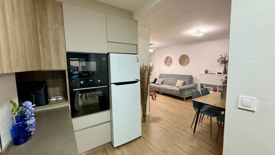 Venta - Apartment - Torrevieja - Torrevieja Centro