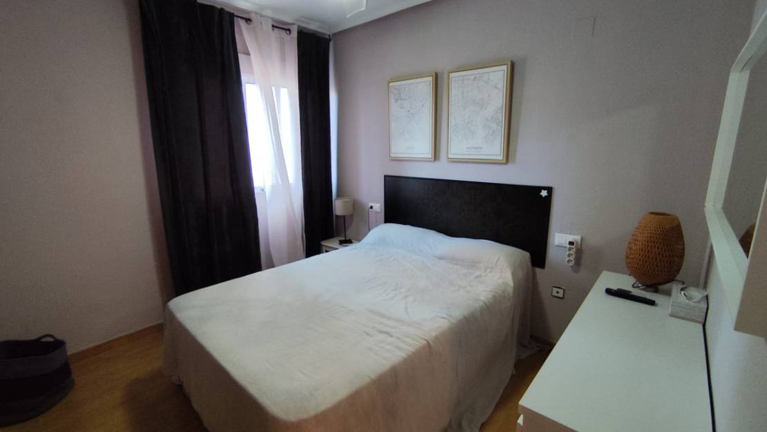 Venta - Apartment - Torrevieja - Torrevieja Centro