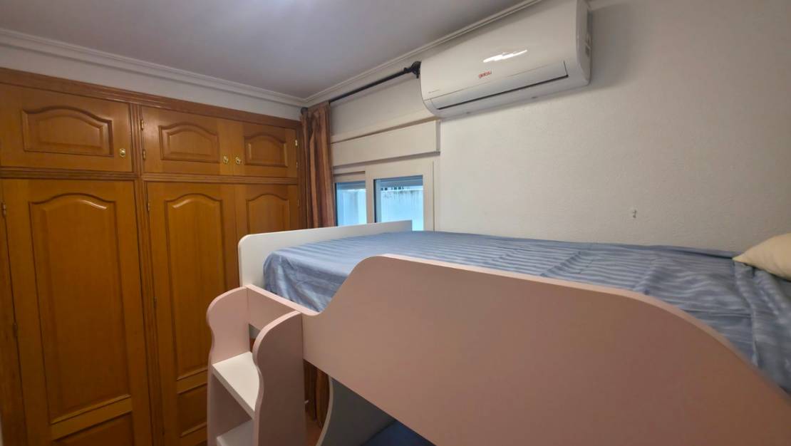 Venta - Apartment - Torrevieja - Torrevieja Centro