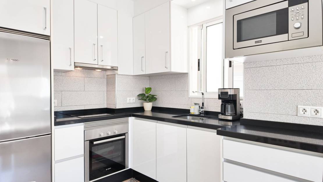 Venta - Apartment - Torrevieja - Torrevieja Centro
