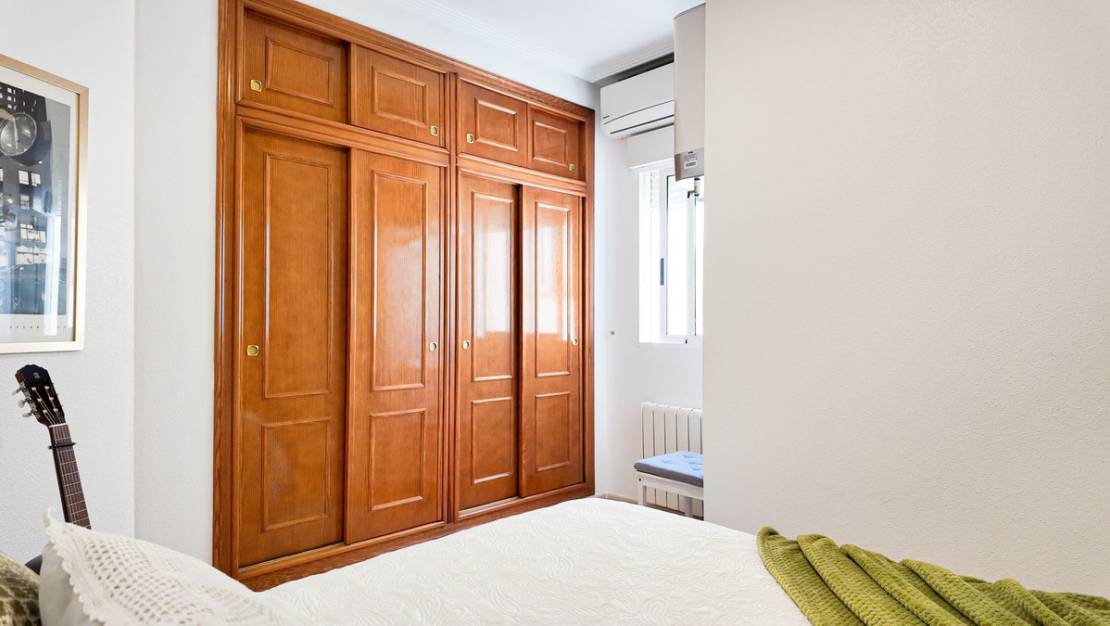 Venta - Apartment - Torrevieja - Torrevieja Centro