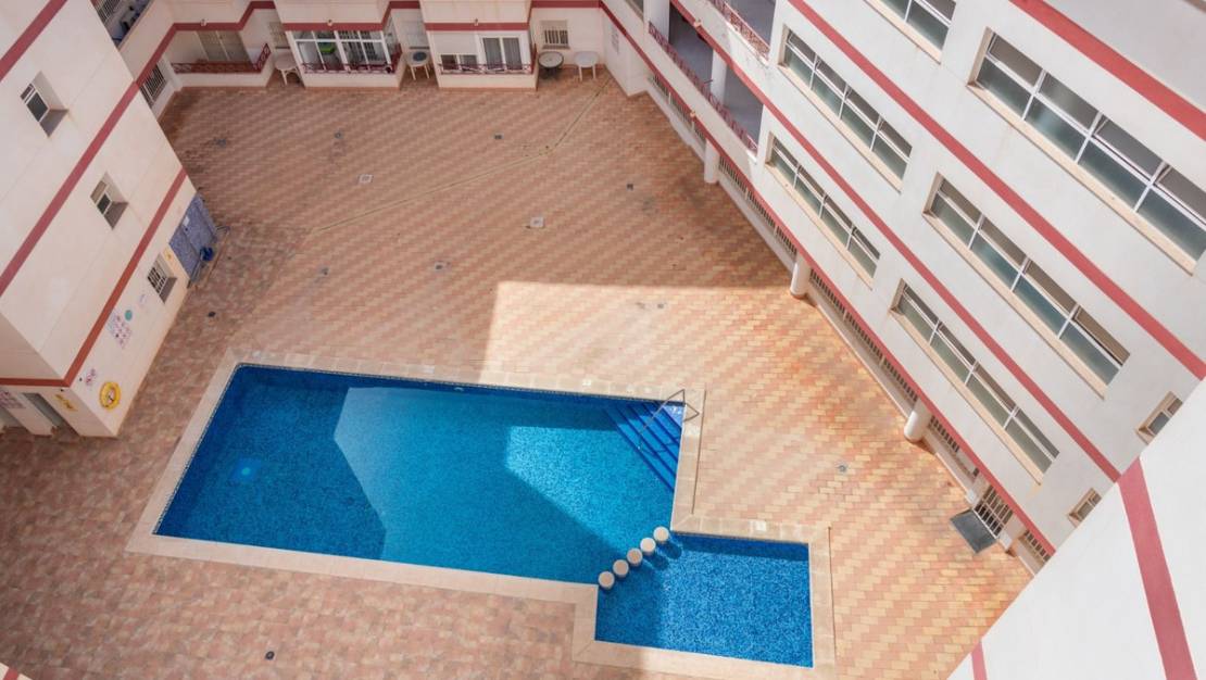 Venta - Apartment - Torrevieja - Torrevieja Centro