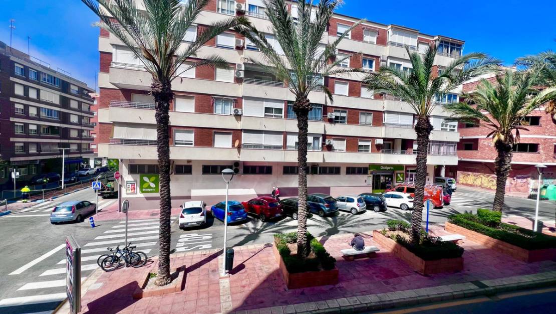 Venta - Apartment - Torrevieja - Torrevieja Centro