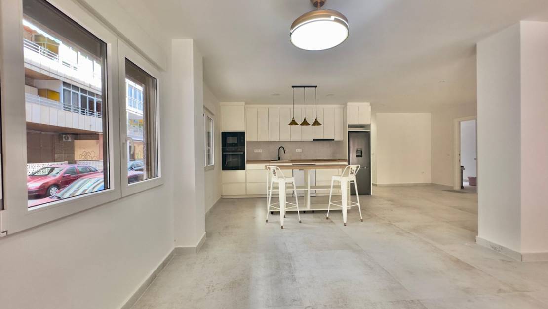 Venta - Apartment - Torrevieja - Torrevieja Centro