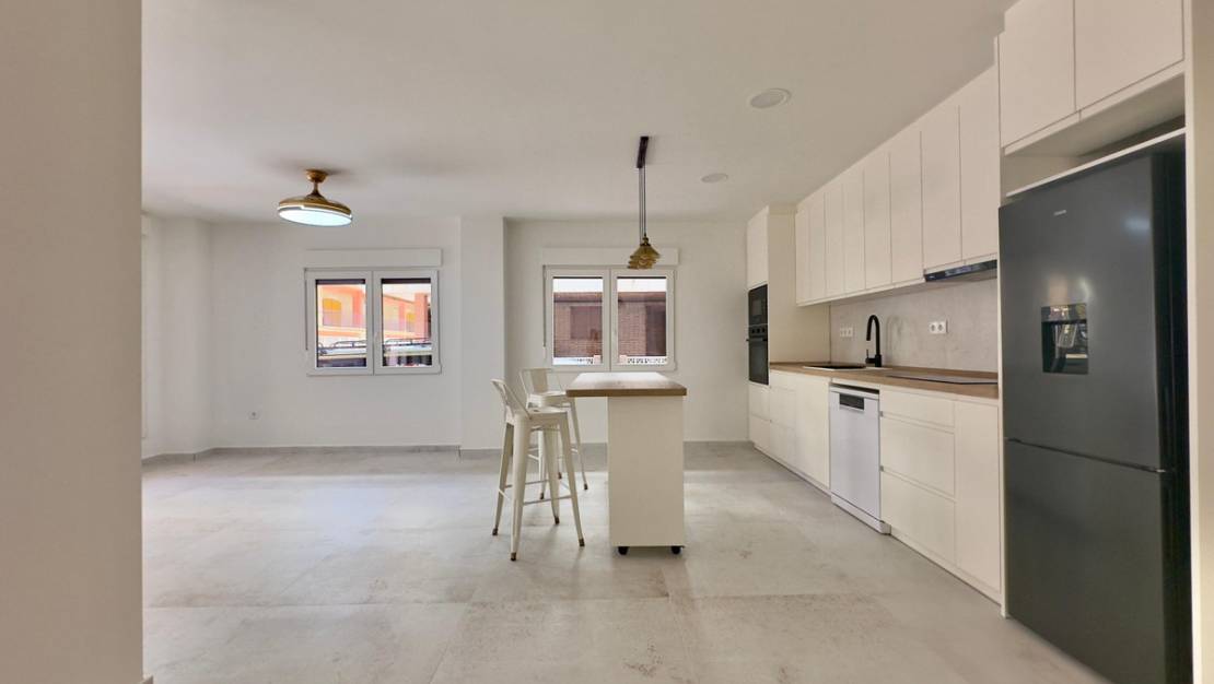 Venta - Apartment - Torrevieja - Torrevieja Centro