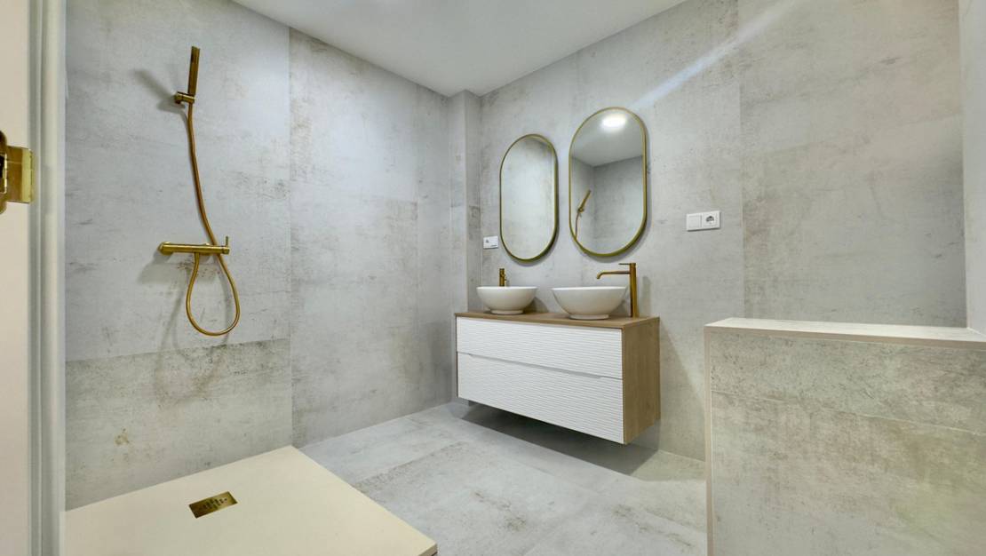 Venta - Apartment - Torrevieja - Torrevieja Centro
