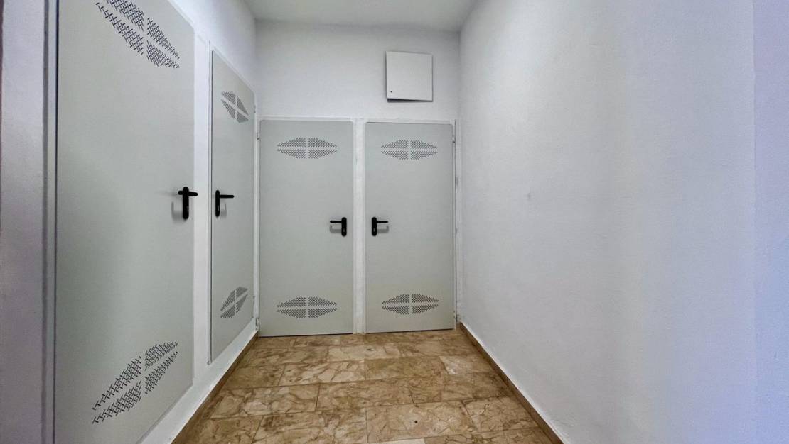 Venta - Apartment - Torrevieja - Torrevieja Centro