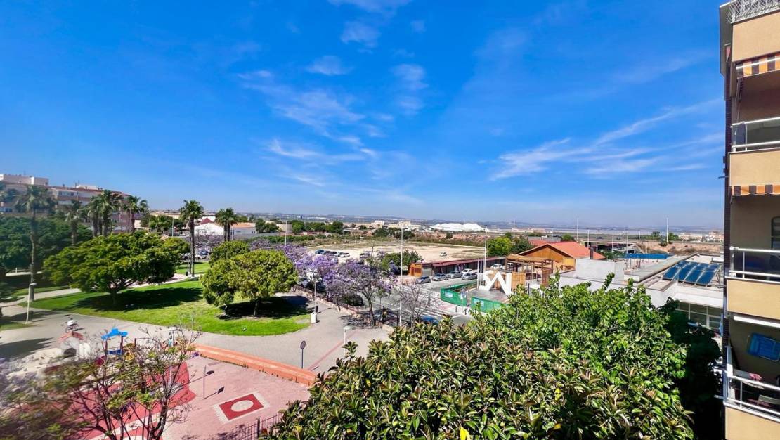 Venta - Apartment - Torrevieja - Torrevieja Centro