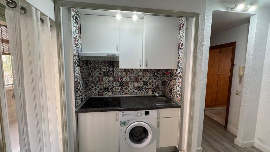 Venta - Apartment - Torrevieja - Torrevieja Centro