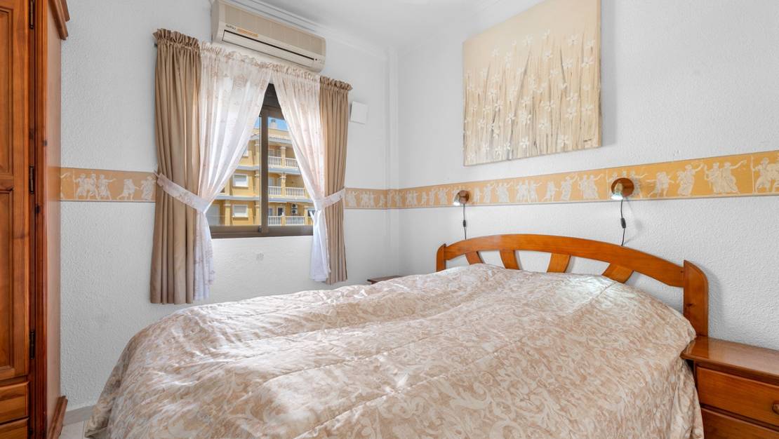 Venta - Apartment - Torrevieja - Torrevieja Centro