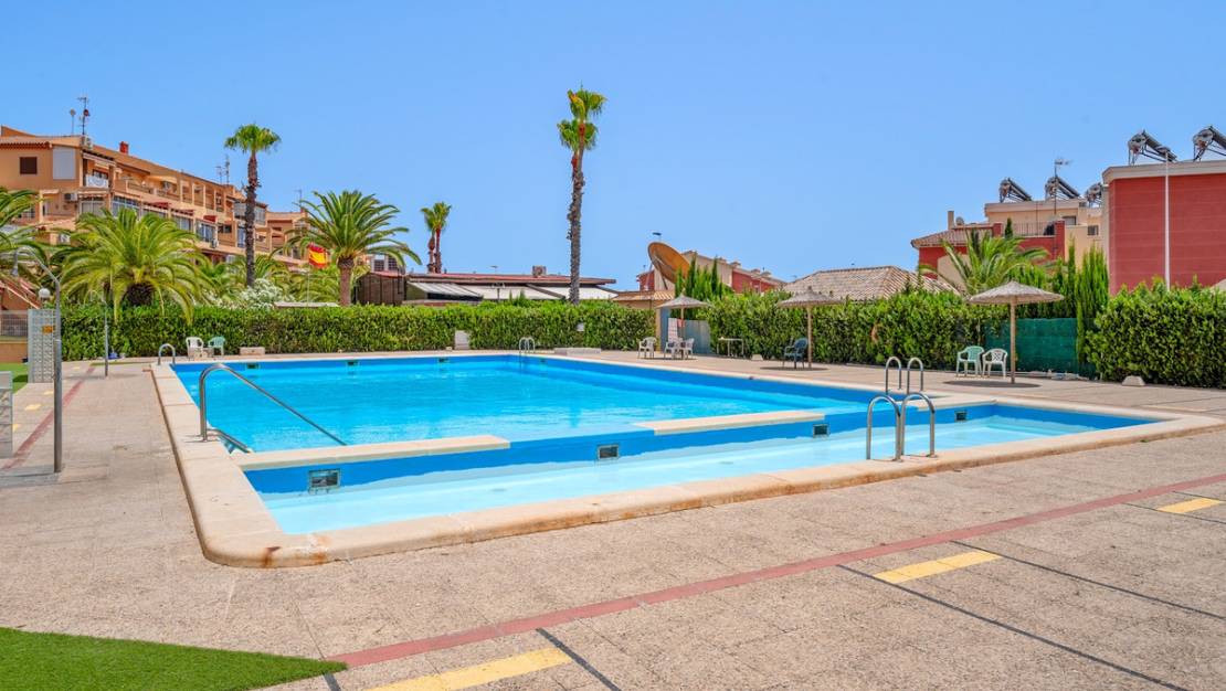 Venta - Apartment - Torrevieja - Torrevieja Centro