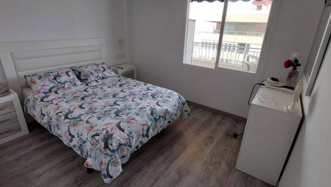 Venta - Apartment - Torrevieja - Torrevieja Centro