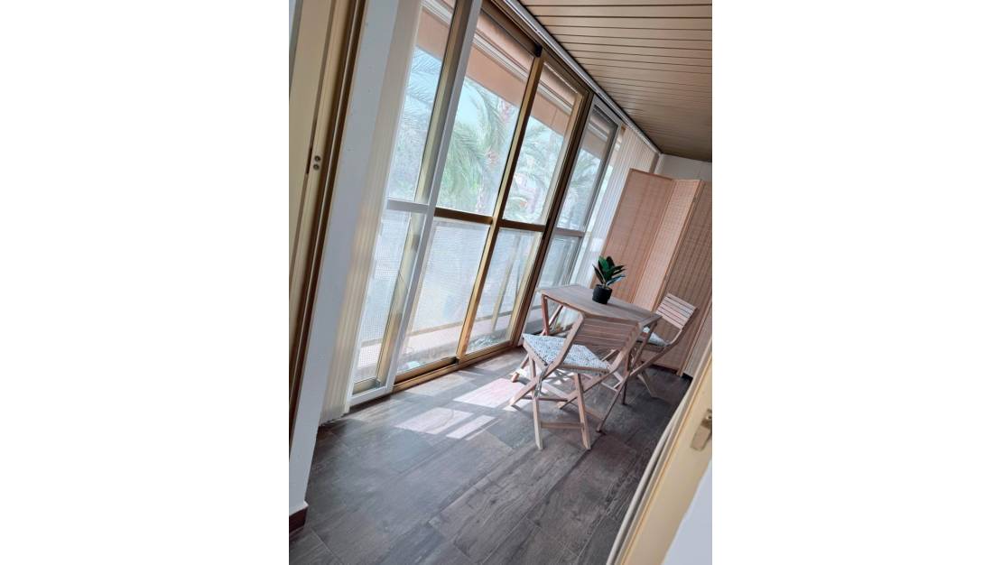 Venta - Apartment - Torrevieja - Torrevieja Centro