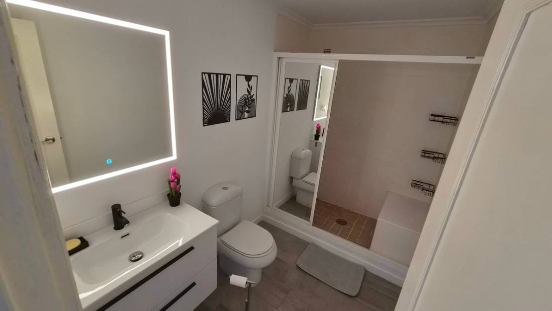 Venta - Apartment - Torrevieja - Torrevieja Centro